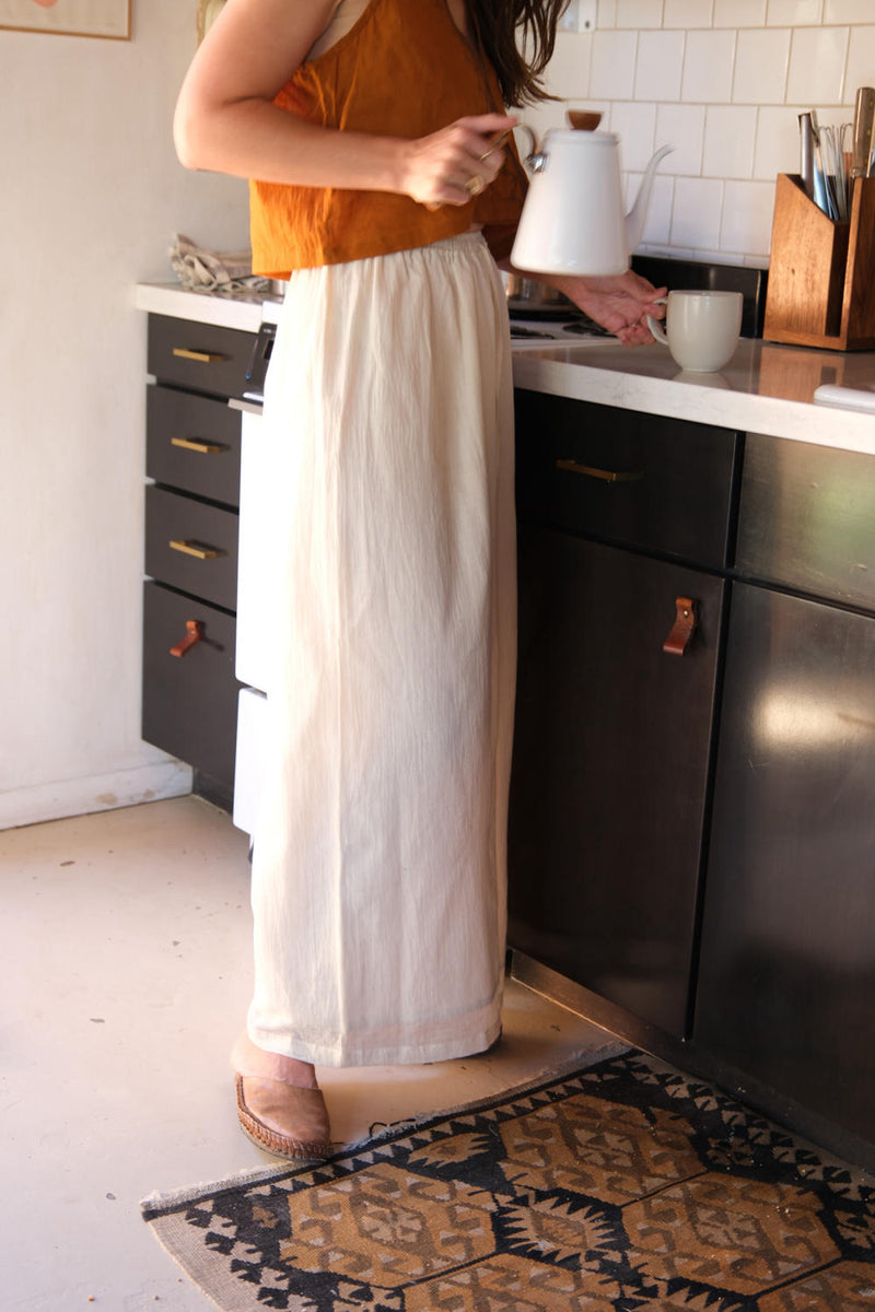 Wide-legged Relaxed Pants 100% cotton by World of Crow in white color for women Worldwide