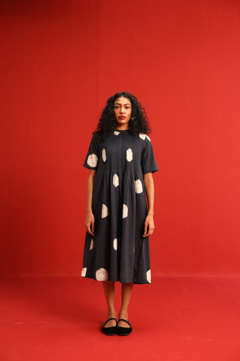 Ginger Dress cotton by Yam in black color for women Worldwide