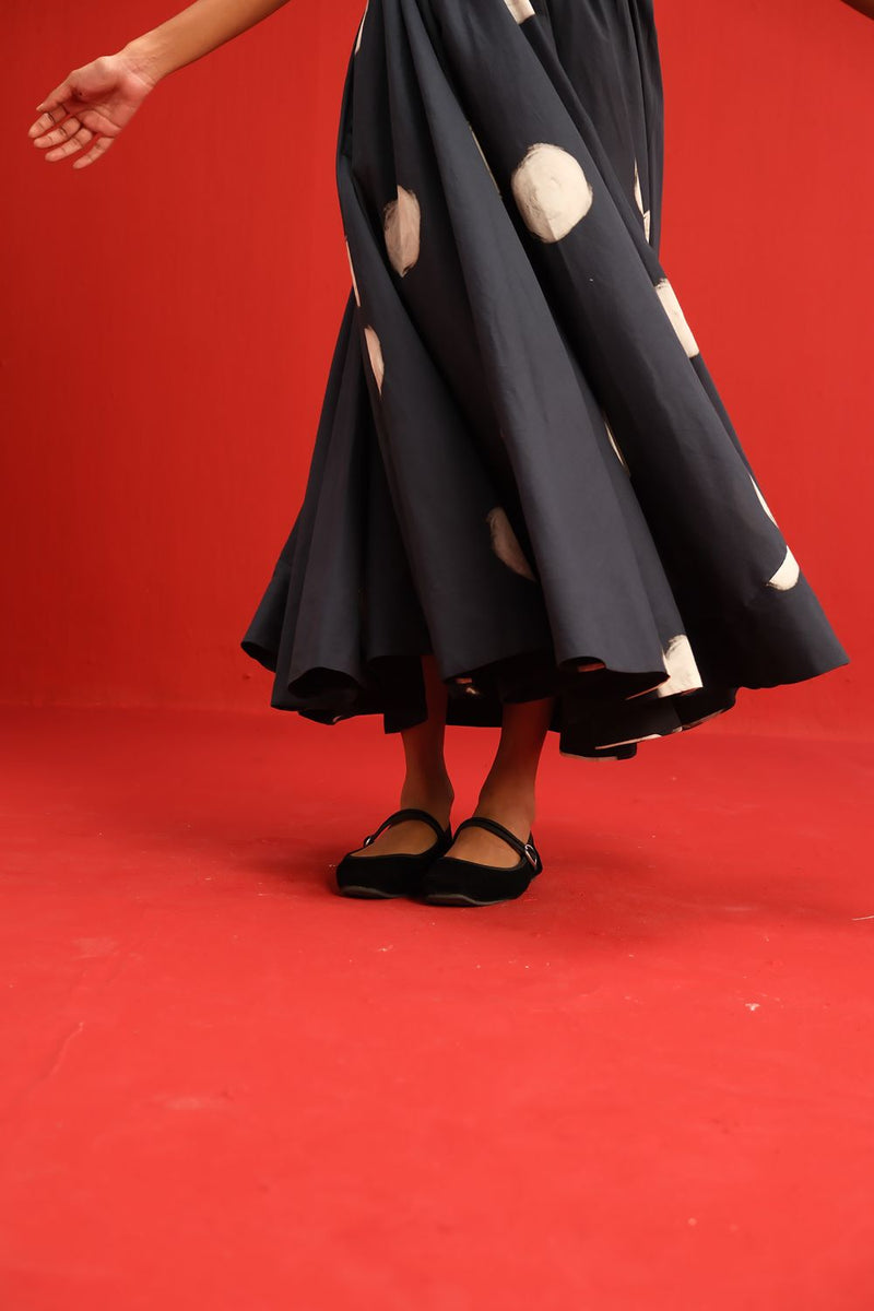 The Vivian Dress cotton by Yam in black color for women Worldwide