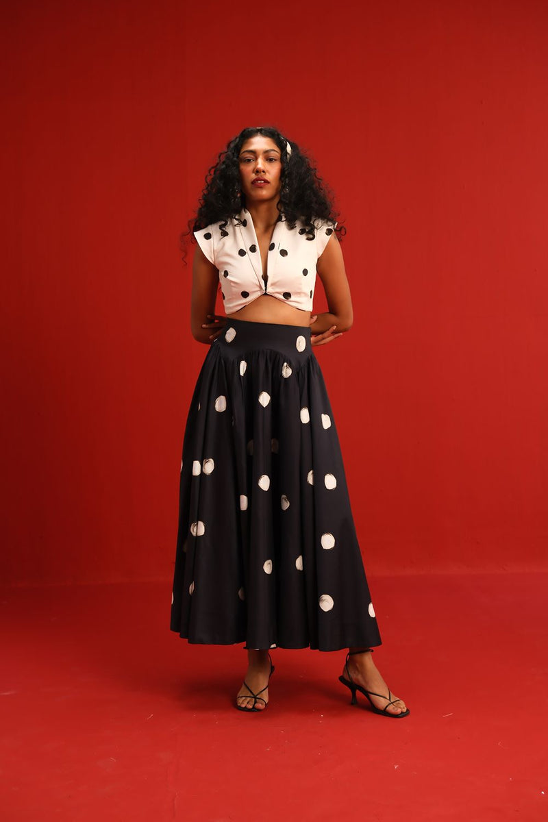 The Audrey Set satin by Yam in black color for women Worldwide