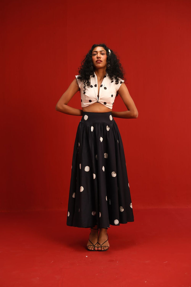 The Audrey Set satin by Yam in black color for women Worldwide
