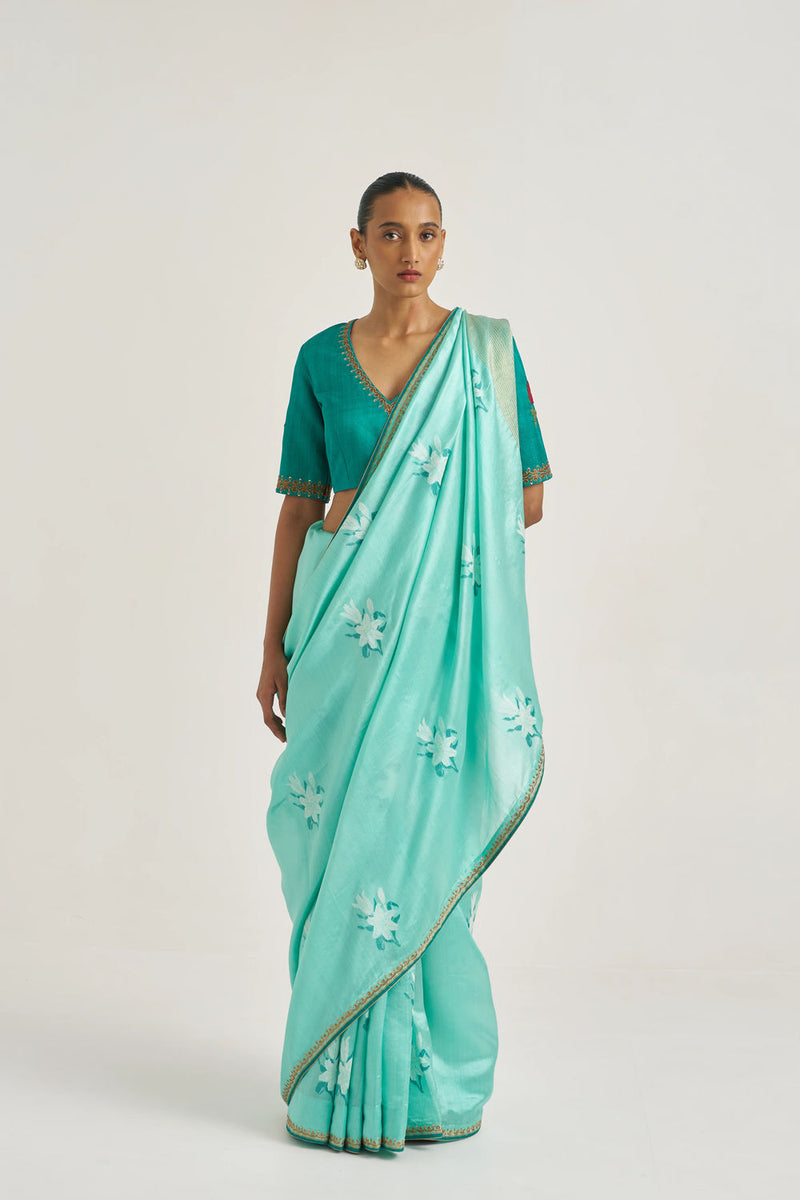Zaira Sari handwoven mulberry silk by Suparna Som in red for women Worldwide