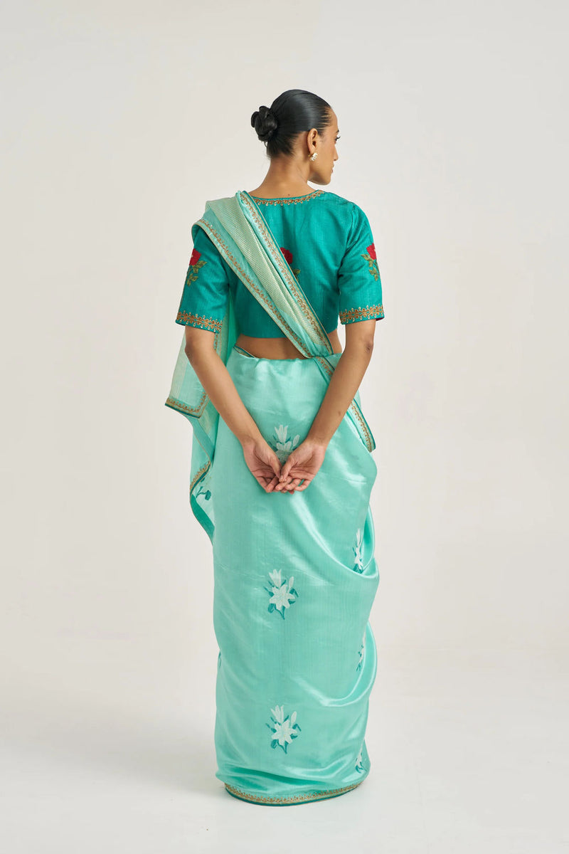 Zaira Sari handwoven mulberry silk by Suparna Som in red for women Worldwide