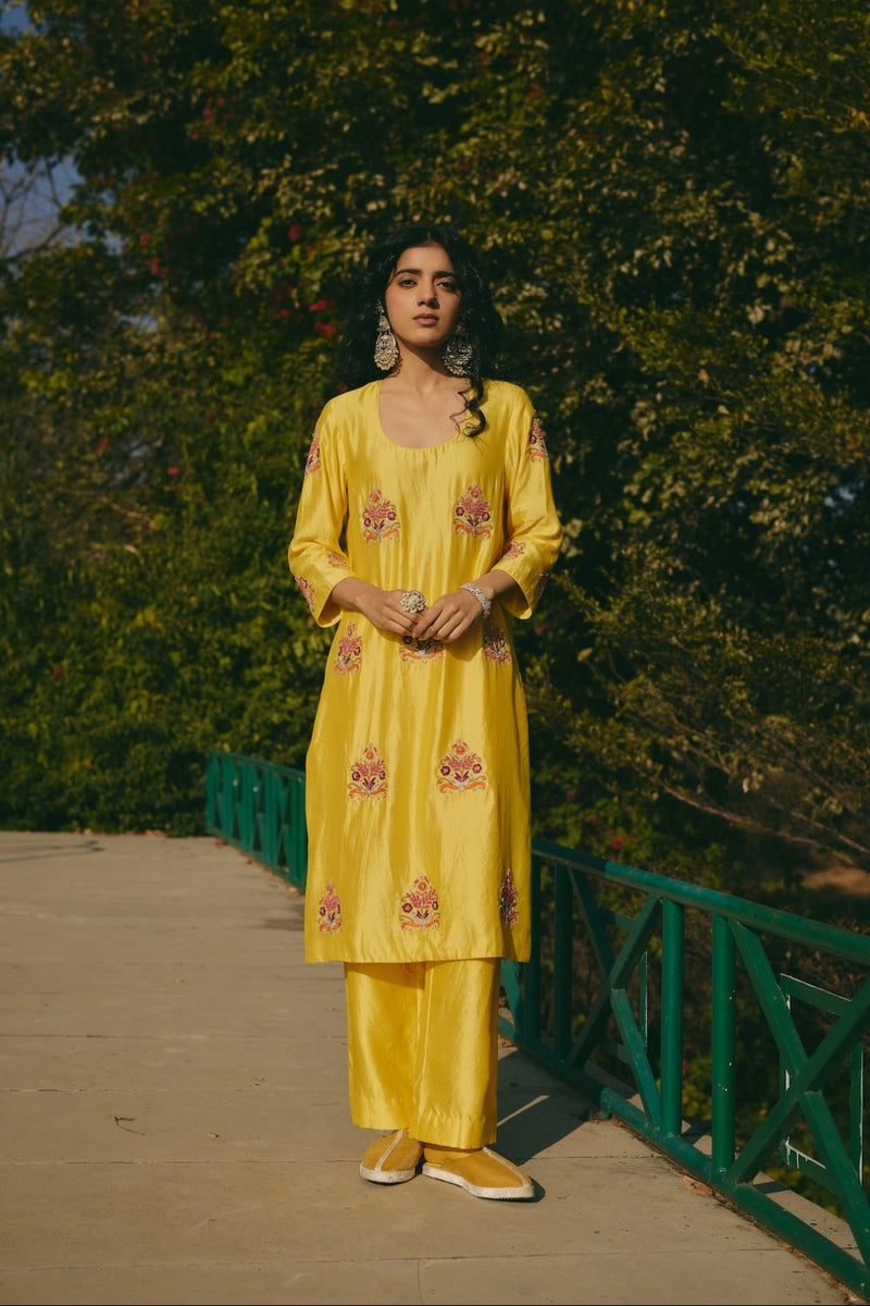 ZUHRA & REHA KURTA & PANT chanderi by Rashika Mittal in yellow color for women Worldwide