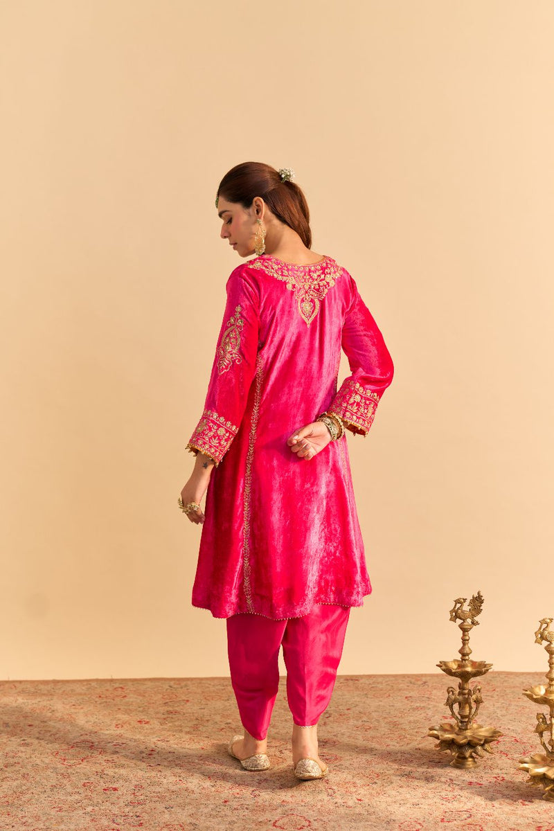 Ziara - Hotpink Kurta with Dhoti silk by SHEETAL BATRA in pink color for women Worldwide