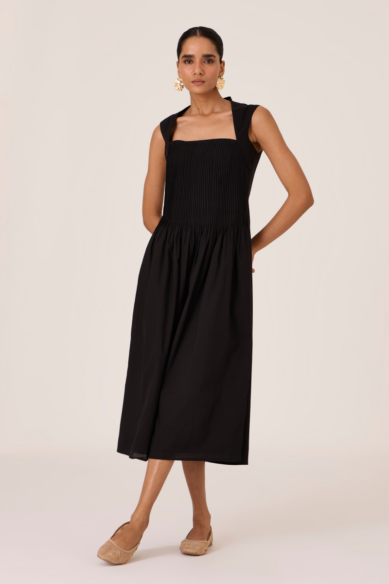 Ziva Black Pleated Midi Dress cotton by The Summer House in black color for women Worldwide
