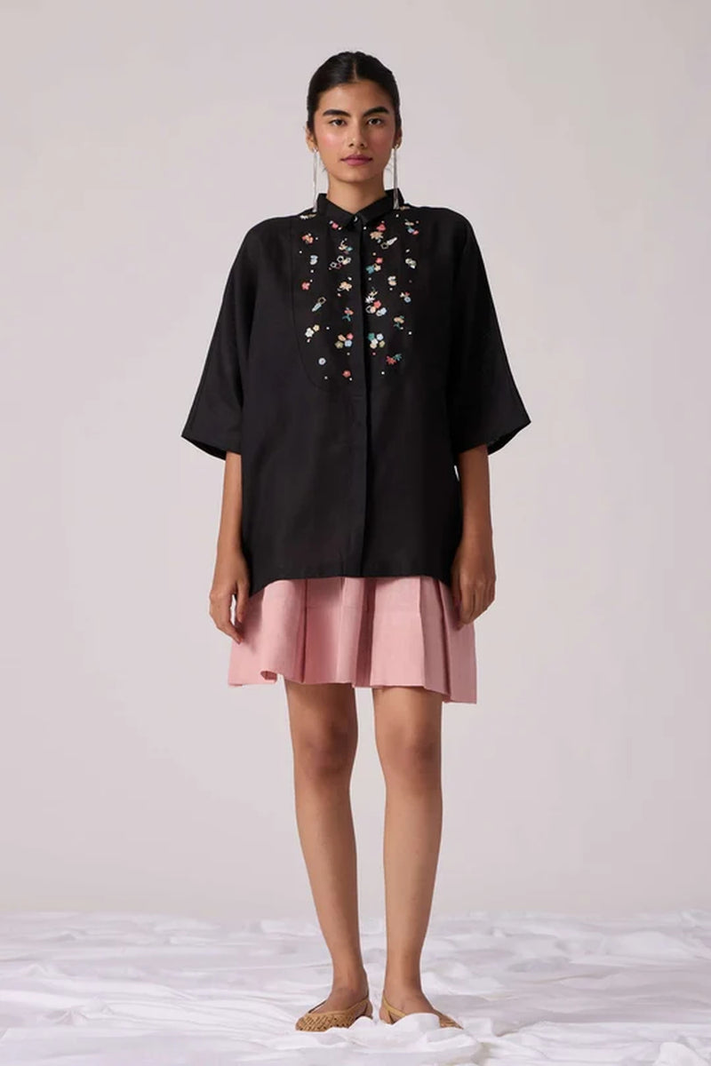 Zuri Noir Shirt 100% linen top/shirt by The Summer House in black for women Worldwide