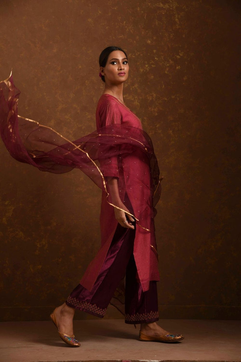 Aks Red-Wine Kurta Set by Priti Prashant for women Worldwide