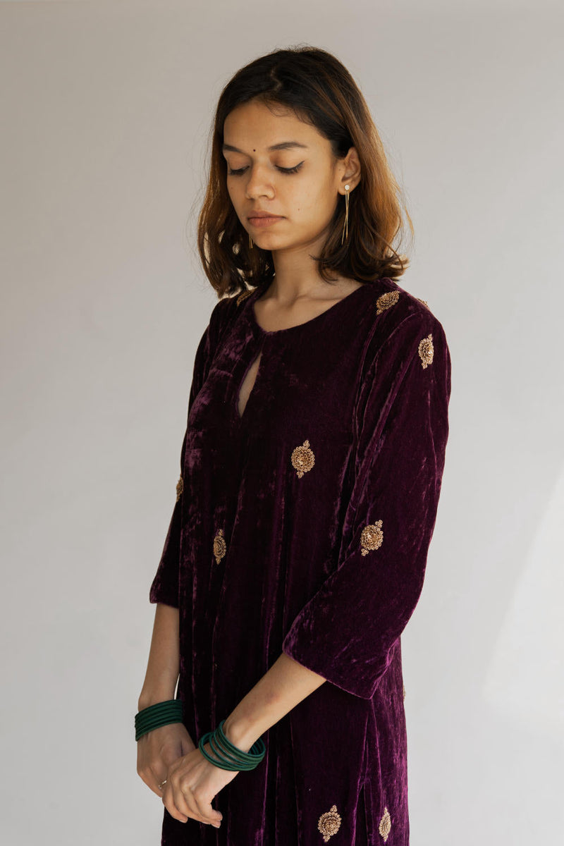 Aubergine Arzin Velvet Kurta Set Kurta Sets by Nirjara for women Worldwide