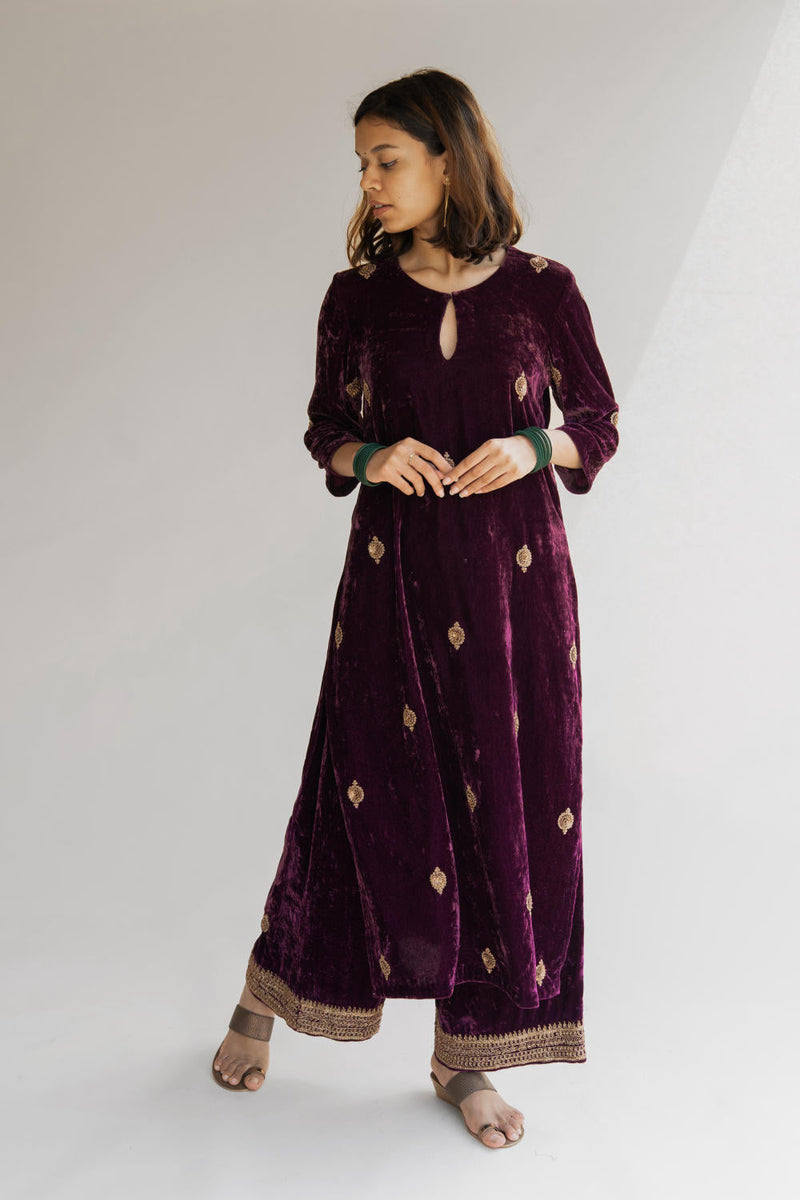 Aubergine Arzin Velvet Kurta Set Kurta Sets by Nirjara for women Worldwide