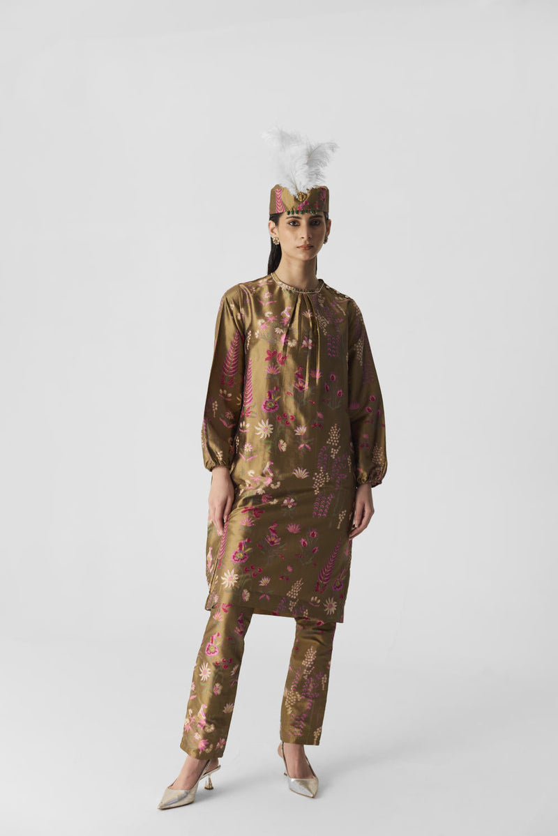 BAHAR PINK KURTA SET silk by Yam in multi color for women Worldwide