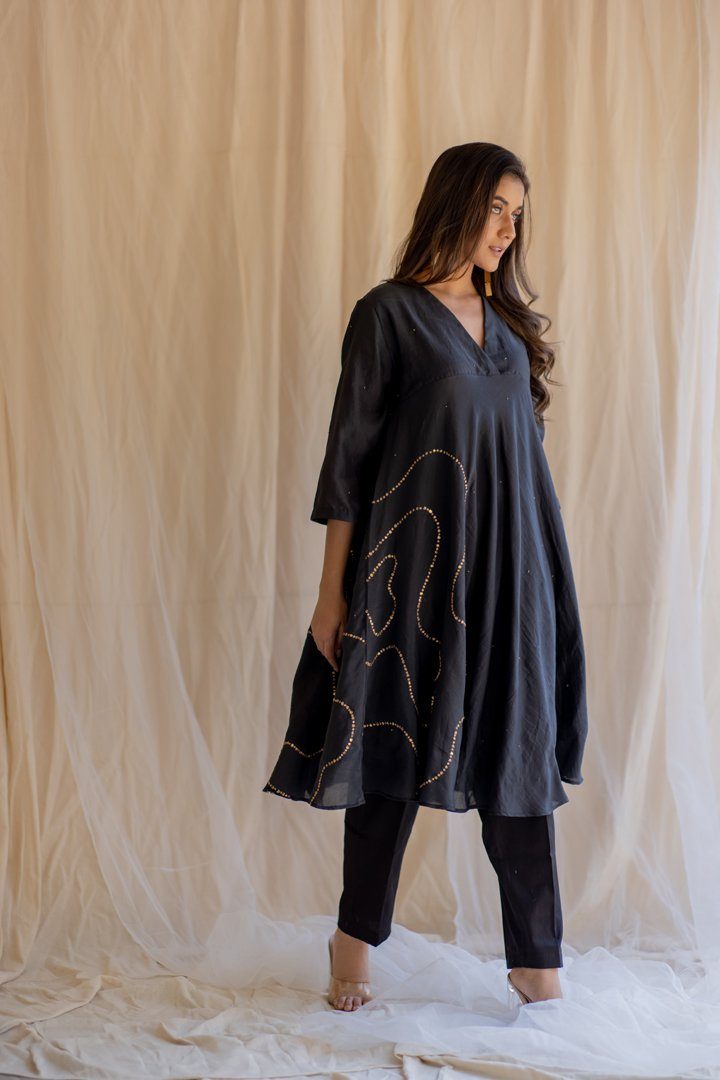 Black Maheem Kurta Set by Nirjara for women Worldwide