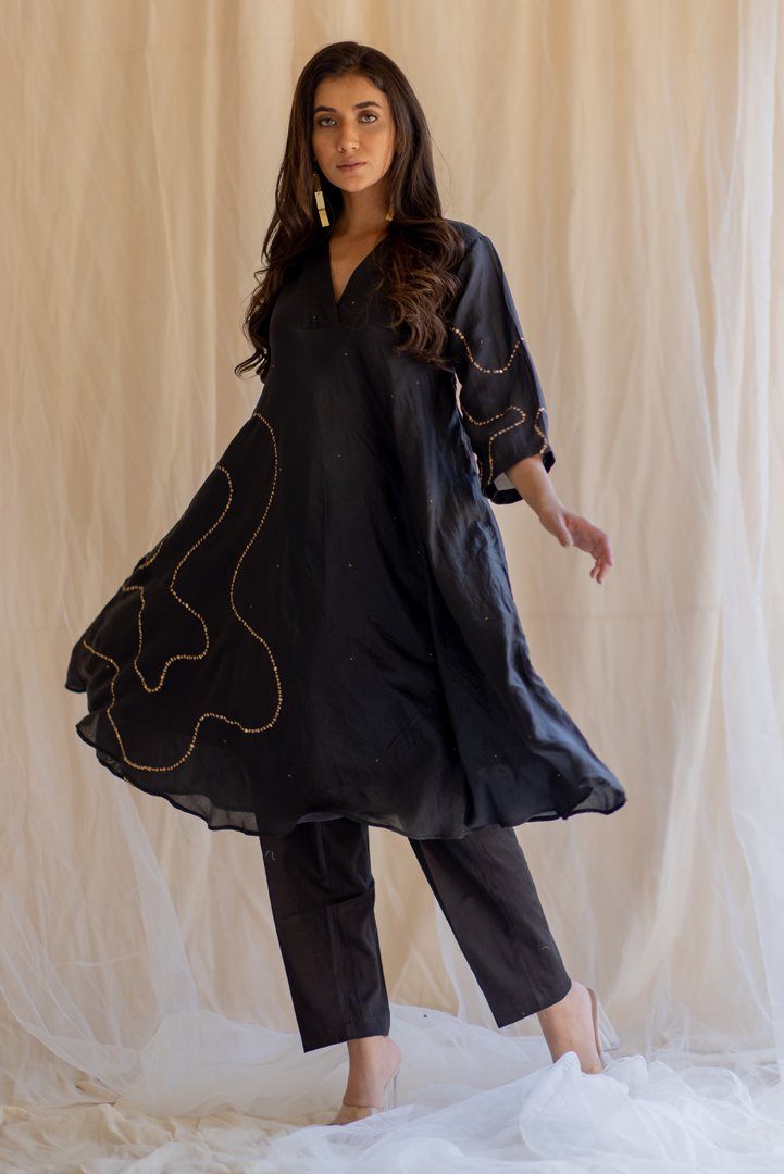 Black Maheem Kurta Set by Nirjara for women Worldwide