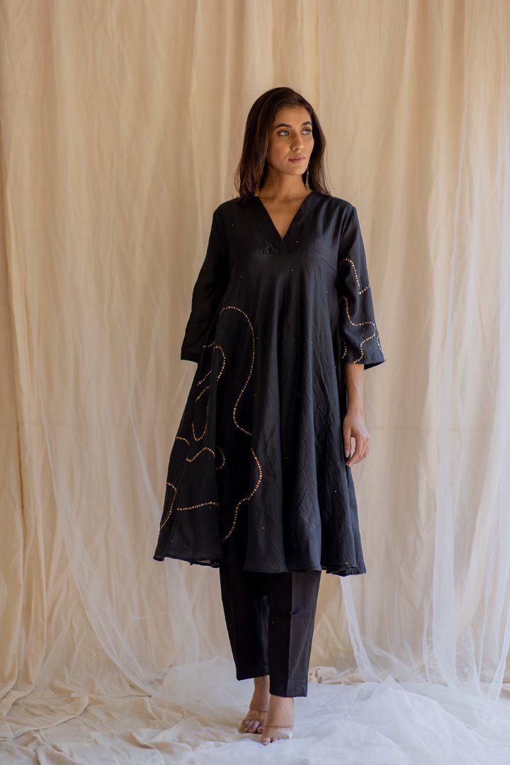 Black Maheem Kurta Set by Nirjara for women Worldwide