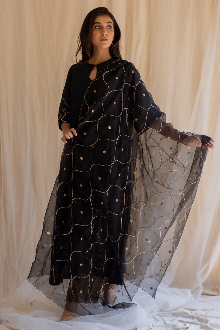 Black Shabnam Kurta and Izaar Set by Nirjara in black color for women Worldwide