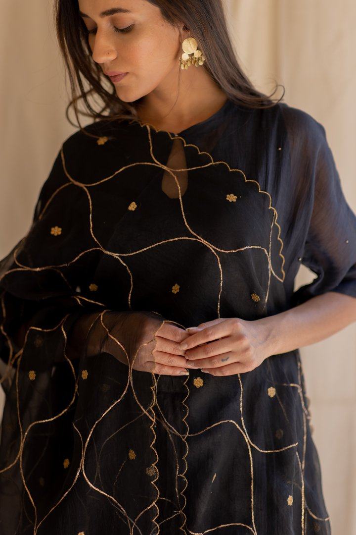 Black Shabnam Kurta and Izaar Set by Nirjara in black color for women Worldwide