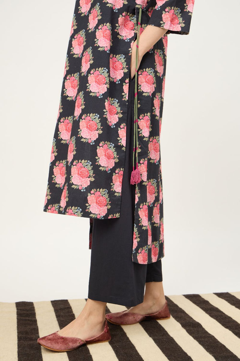Black Nayab Pant And Kurta And Dupatta Set
