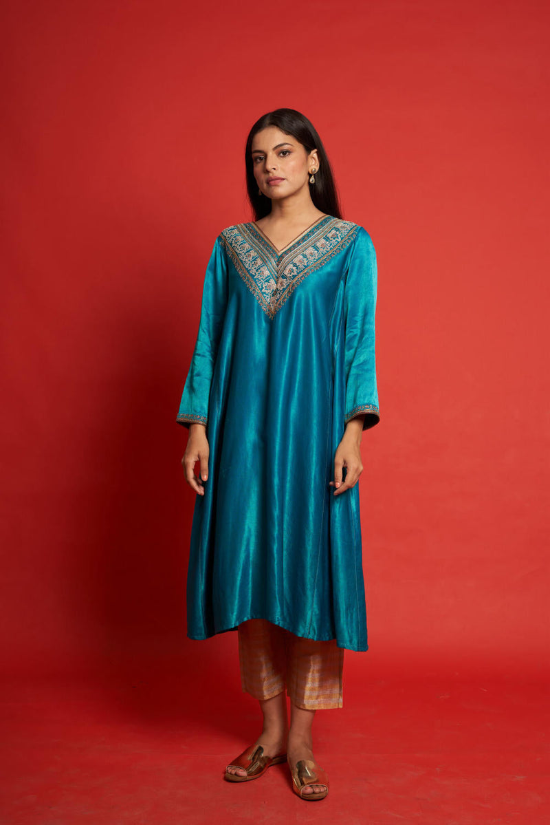 Blue Fountain Kurta Sets by Priti Prashant for women Worldwide