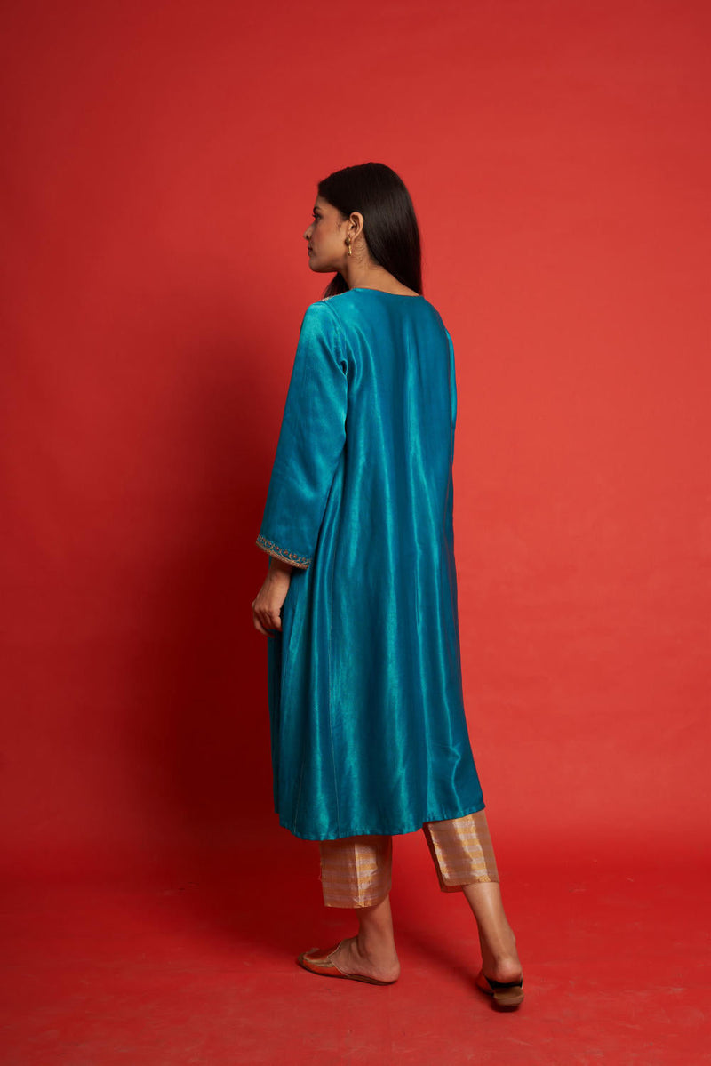 Blue Fountain Kurta Sets by Priti Prashant for women Worldwide