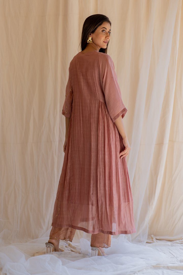 Blush Shabnam Kurta and Izaar Set by Nirjara for women Worldwide