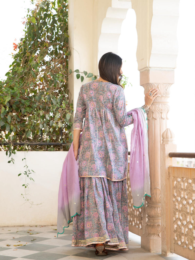 Chaand inaayat badli Kurta Sets by Maison Shefali for women Worldwide
