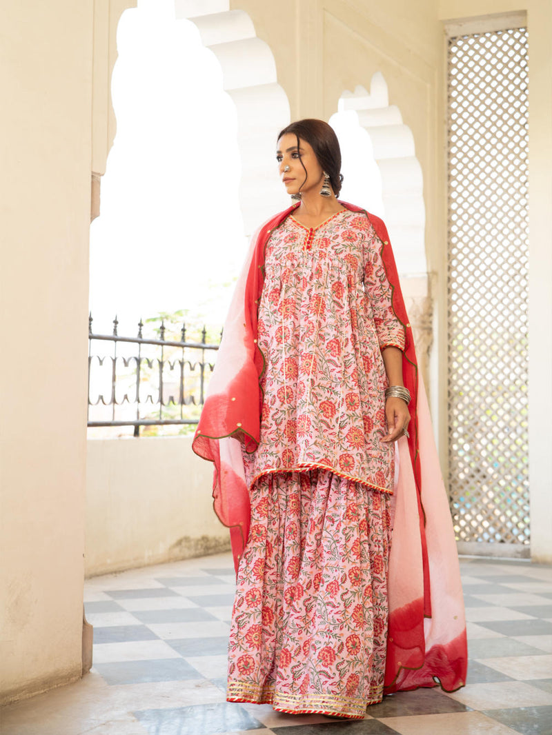 Chaand inaayat Kurta Sets by Maison Shefali for women Worldwide