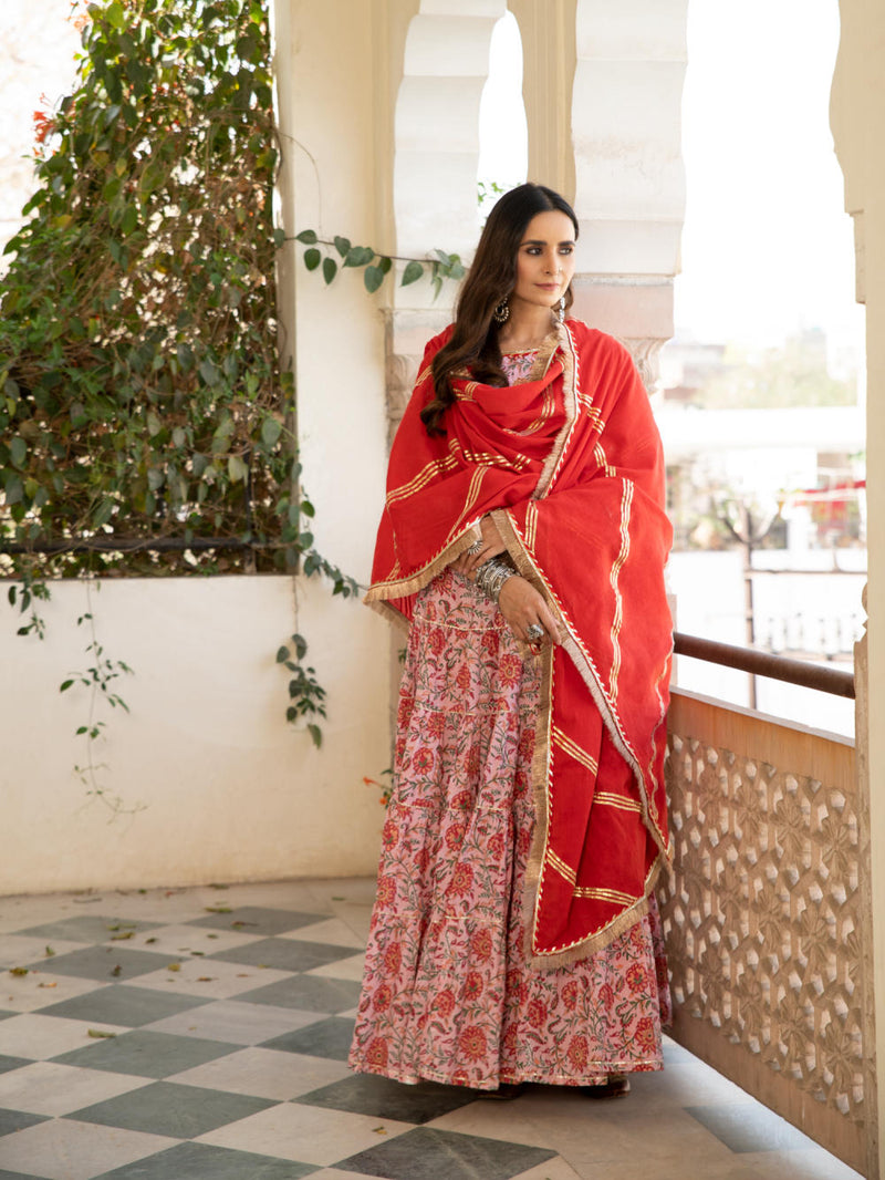Chaand Inaya Gudhal Skirt Set Lehenga Set by Maison Shefali for women Worldwide