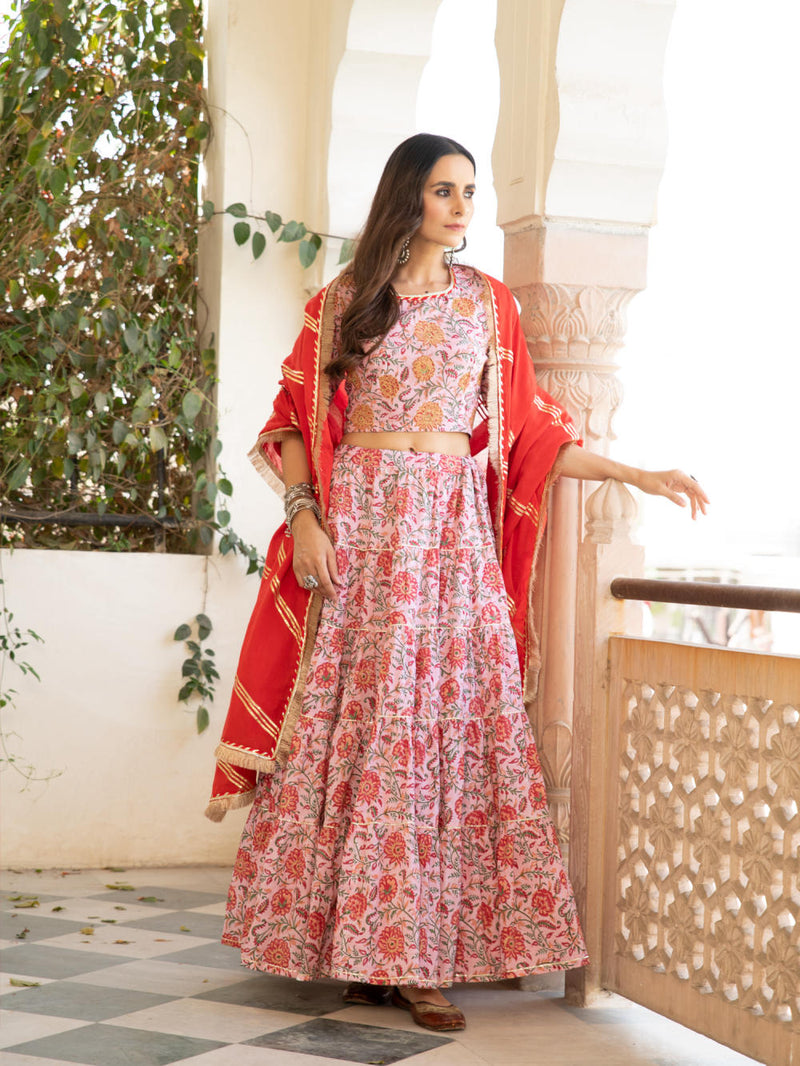 Chaand Inaya Gudhal Skirt Set Lehenga Set by Maison Shefali for women Worldwide