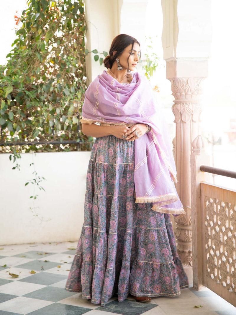 Chaand Inaya Skirt Set Lehenga Set by Maison Shefali for women Worldwide
