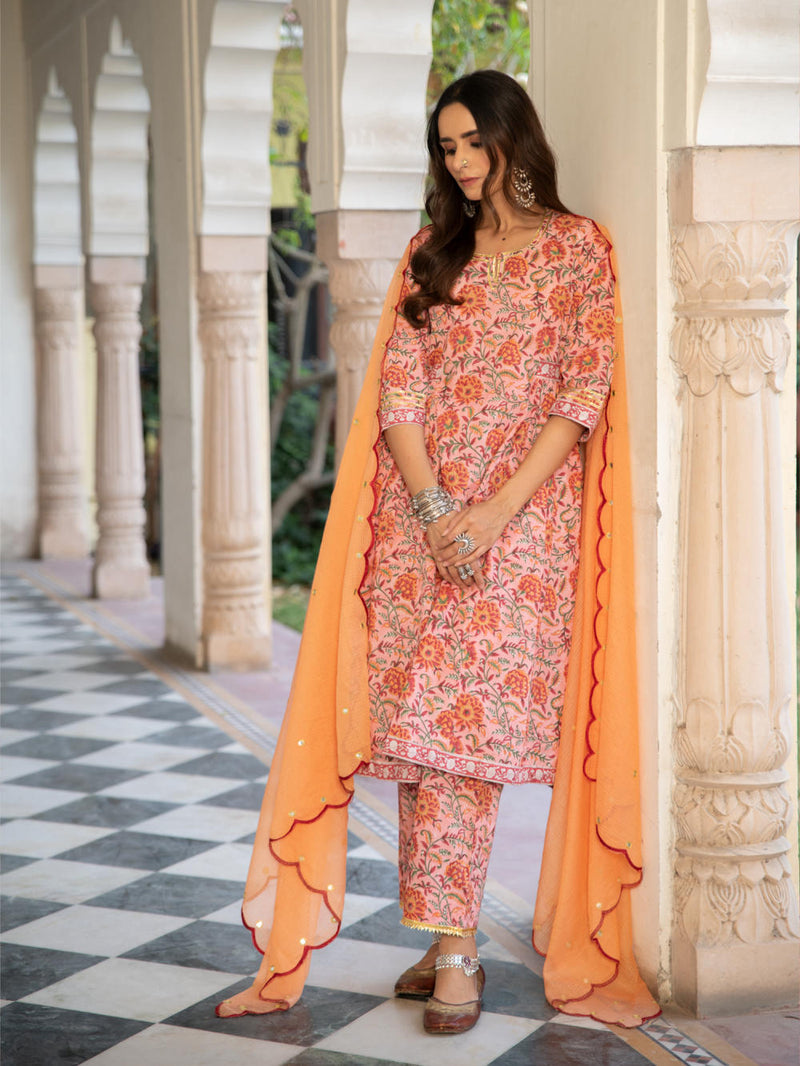 Chaand mohena Kurta Sets by Maison Shefali for women Worldwide