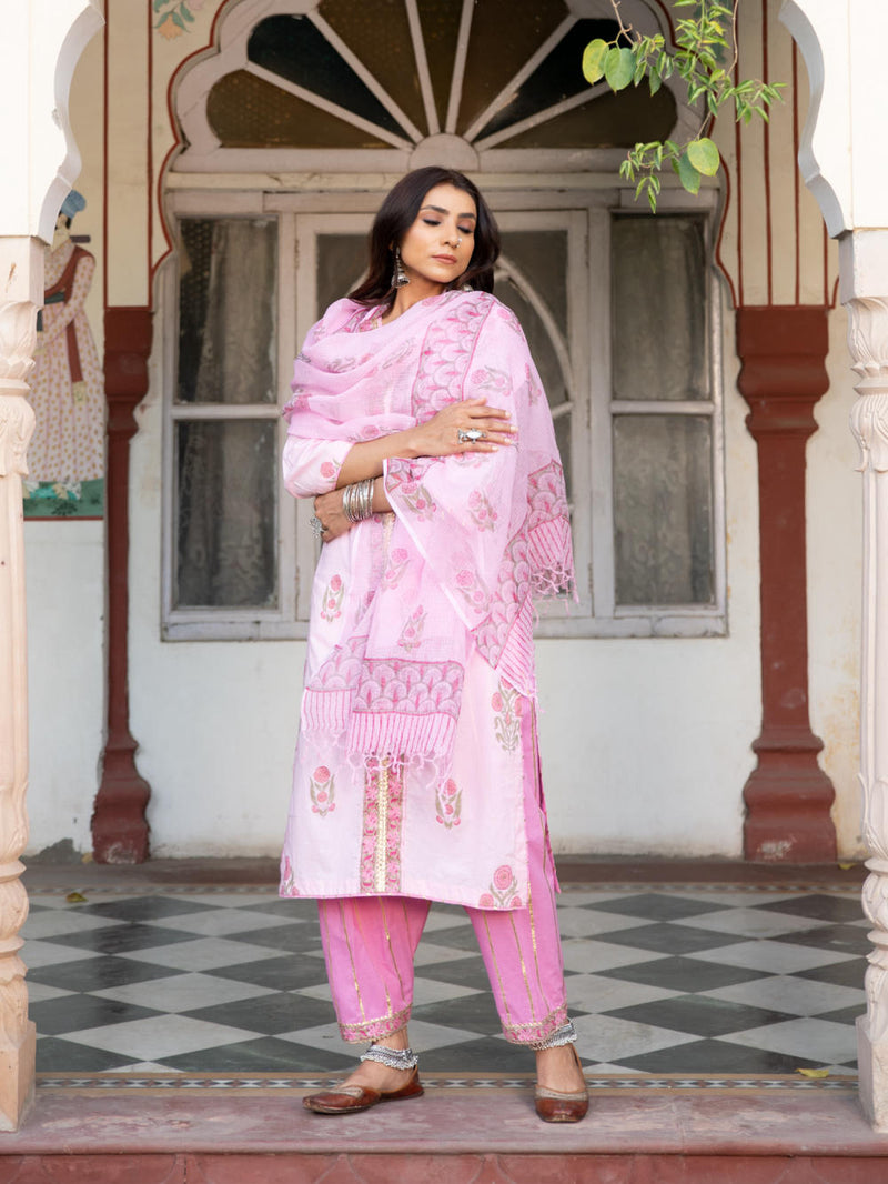 Chaand Sahar gulabi Salwar Set by Maison Shefali for women Worldwide