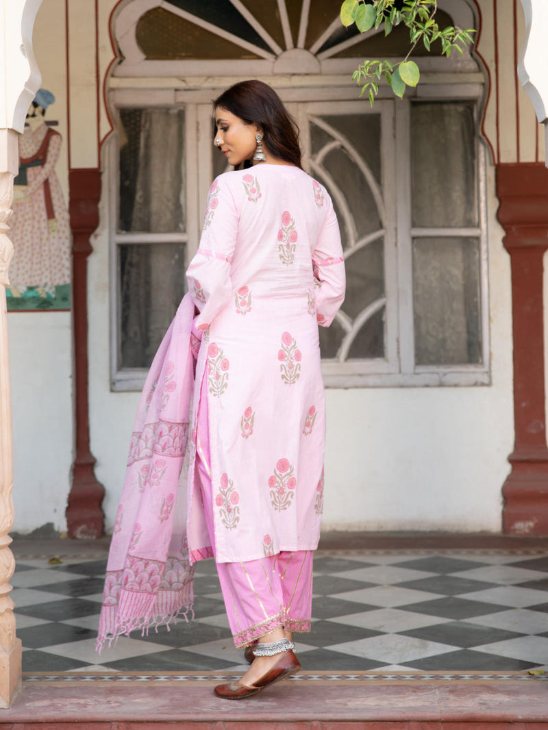 Chaand Sahar gulabi Salwar Set by Maison Shefali for women Worldwide