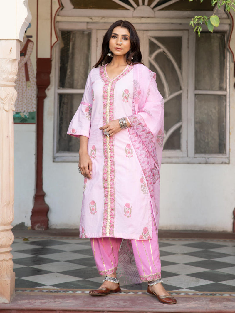 Chaand Sahar gulabi Salwar Set by Maison Shefali for women Worldwide