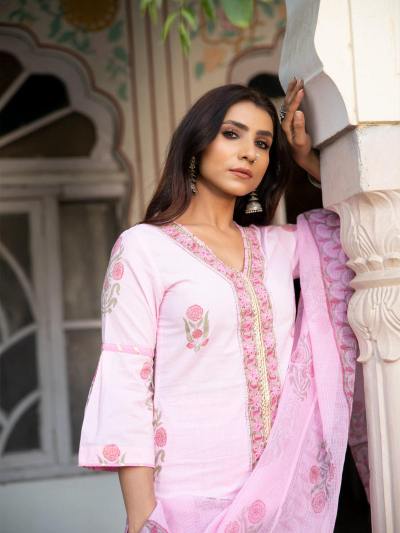 Chaand Sahar gulabi Salwar Set by Maison Shefali for women Worldwide