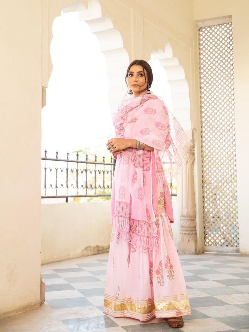 Chaand sharanya gulabi Kurta Sets by Maison Shefali for women Worldwide