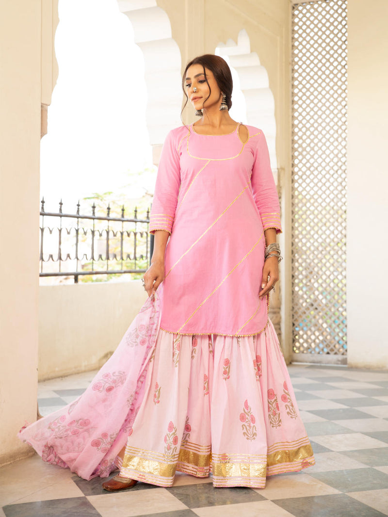 Chaand sharanya gulabi Kurta Sets by Maison Shefali for women Worldwide