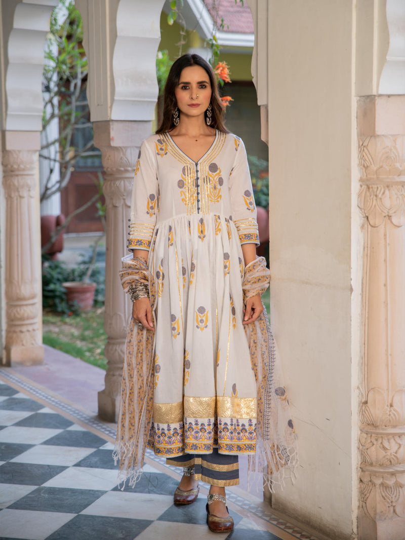 Chaand tahira Kurta Sets by Maison Shefali for women Worldwide