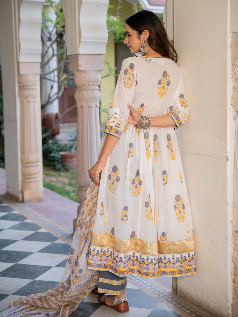 Chaand tahira Kurta Sets by Maison Shefali for women Worldwide