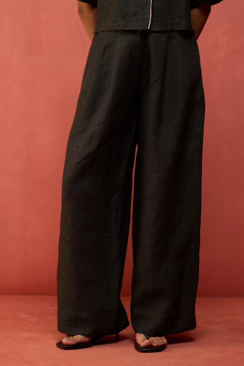 Kiera Cuban Collar Linen Co-ord Set - Charcoal by Manan for Worldwide