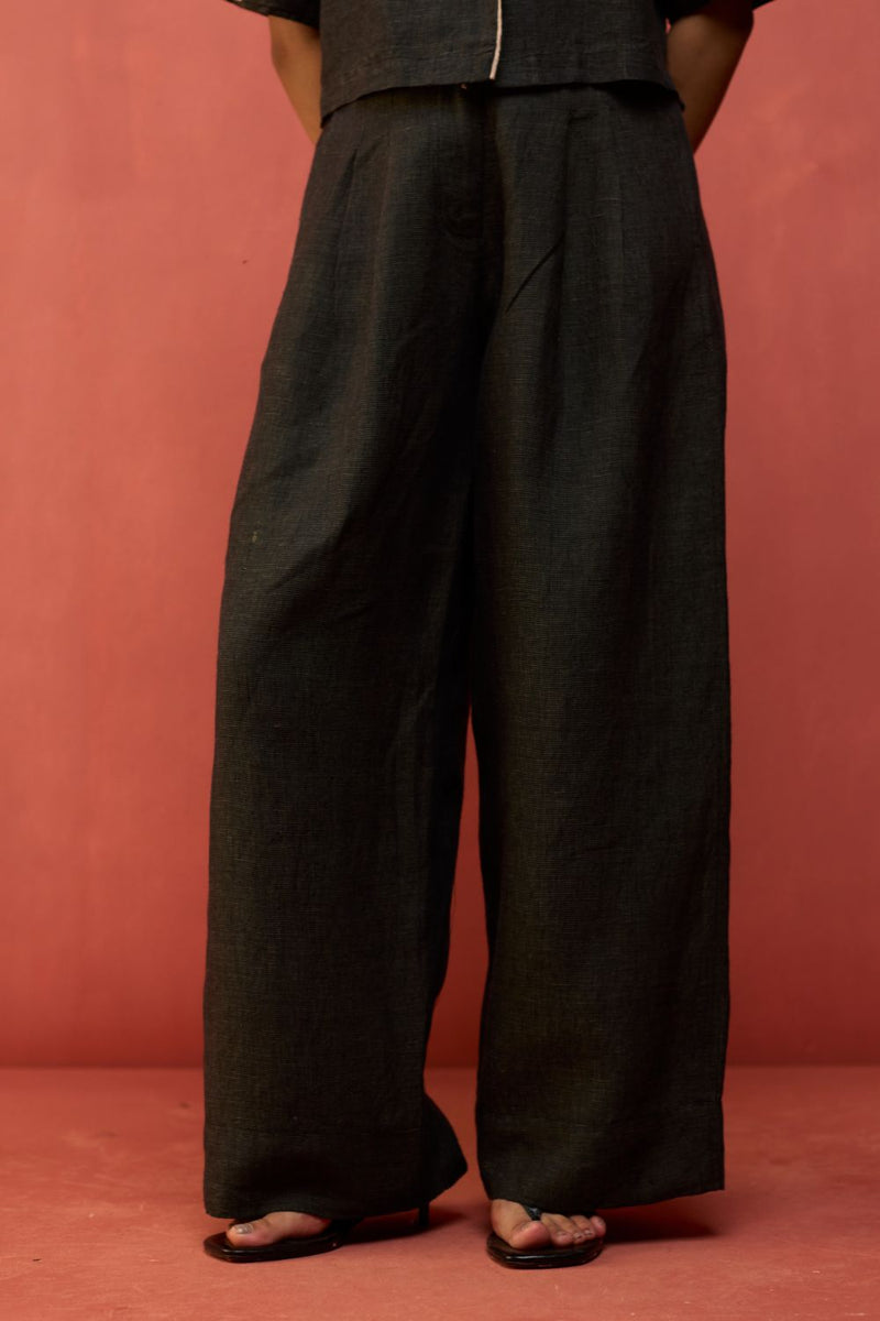 Kiera Cuban Collar Linen Co-ord Set - Charcoal by Manan for Worldwide