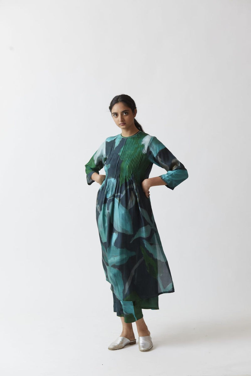 EMERALD SILK KURTA SET Kurta Sets by Yam for women Worldwide