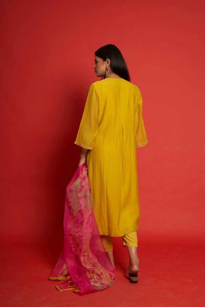 Frangipani Kurta Sets by Priti Prashant for women Worldwide