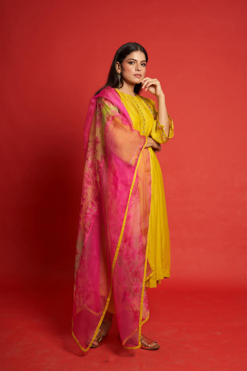 Frangipani Kurta Sets by Priti Prashant for women Worldwide