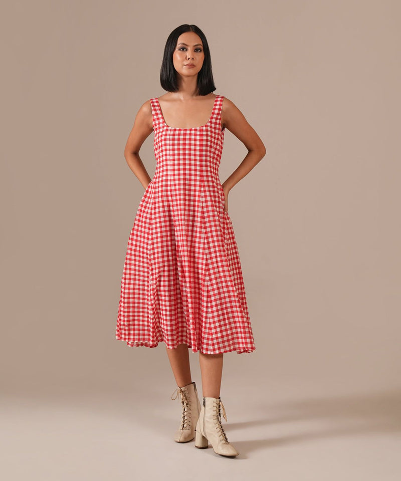 GARNET LUXE SET 100% cotton by Indigo Dreams in red color for women Worldwide