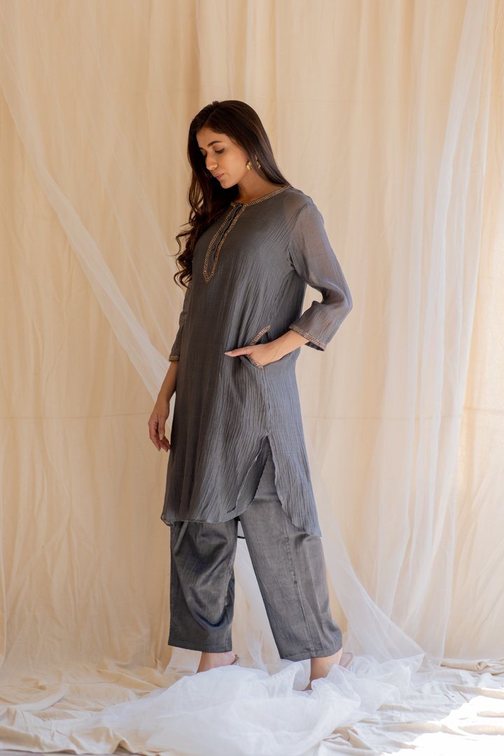 Grey Gul Seedh Kurta by Nirjara for women Worldwide