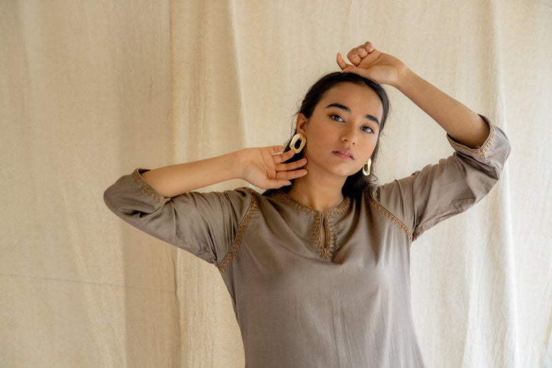 Grey Seedh Kurta Kurta Sets by Nirjara for women Worldwide