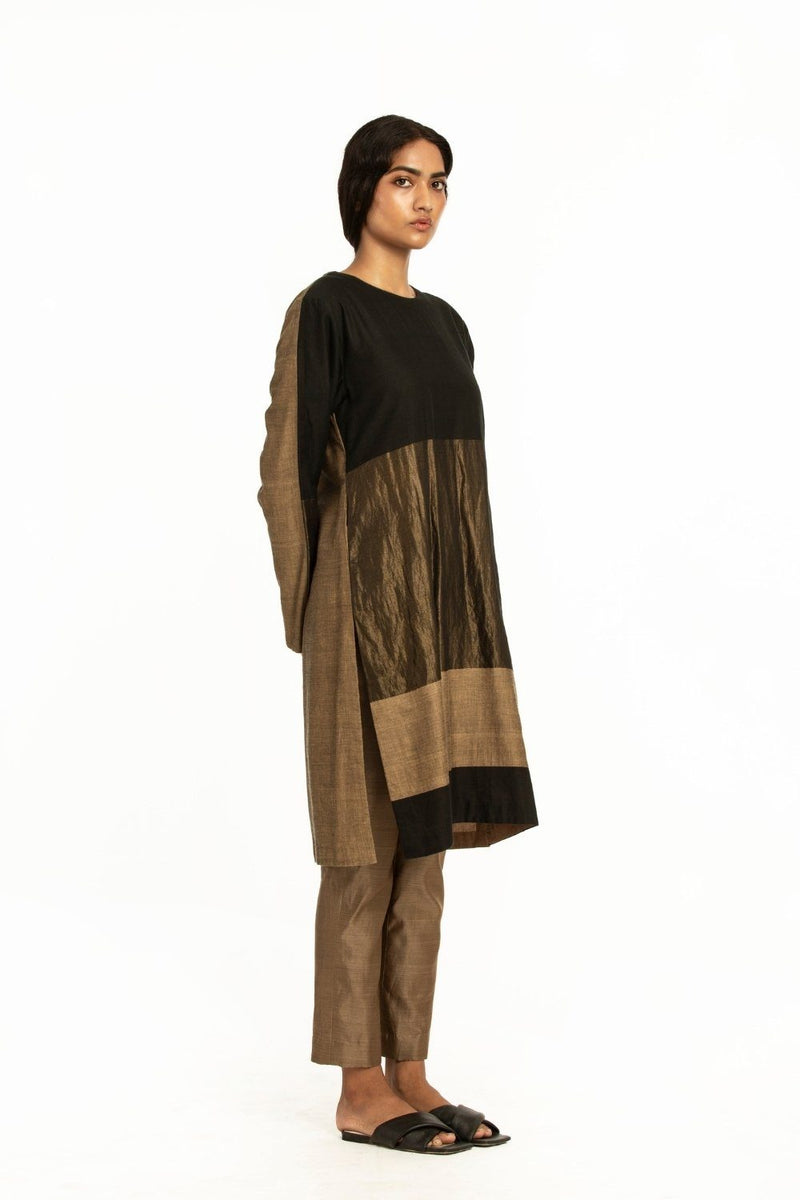 Handwoven Black Gold Engineered Straight Kurta by Akaaro for women Worldwide