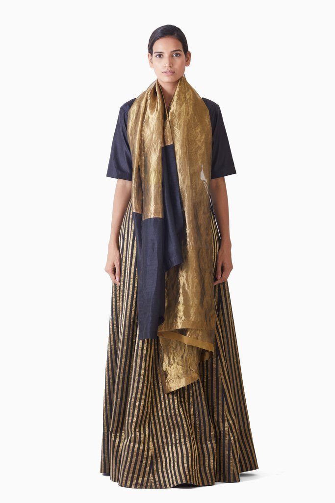 Handwoven Gold Black Metallic Dupatta by Akaaro for women Worldwide