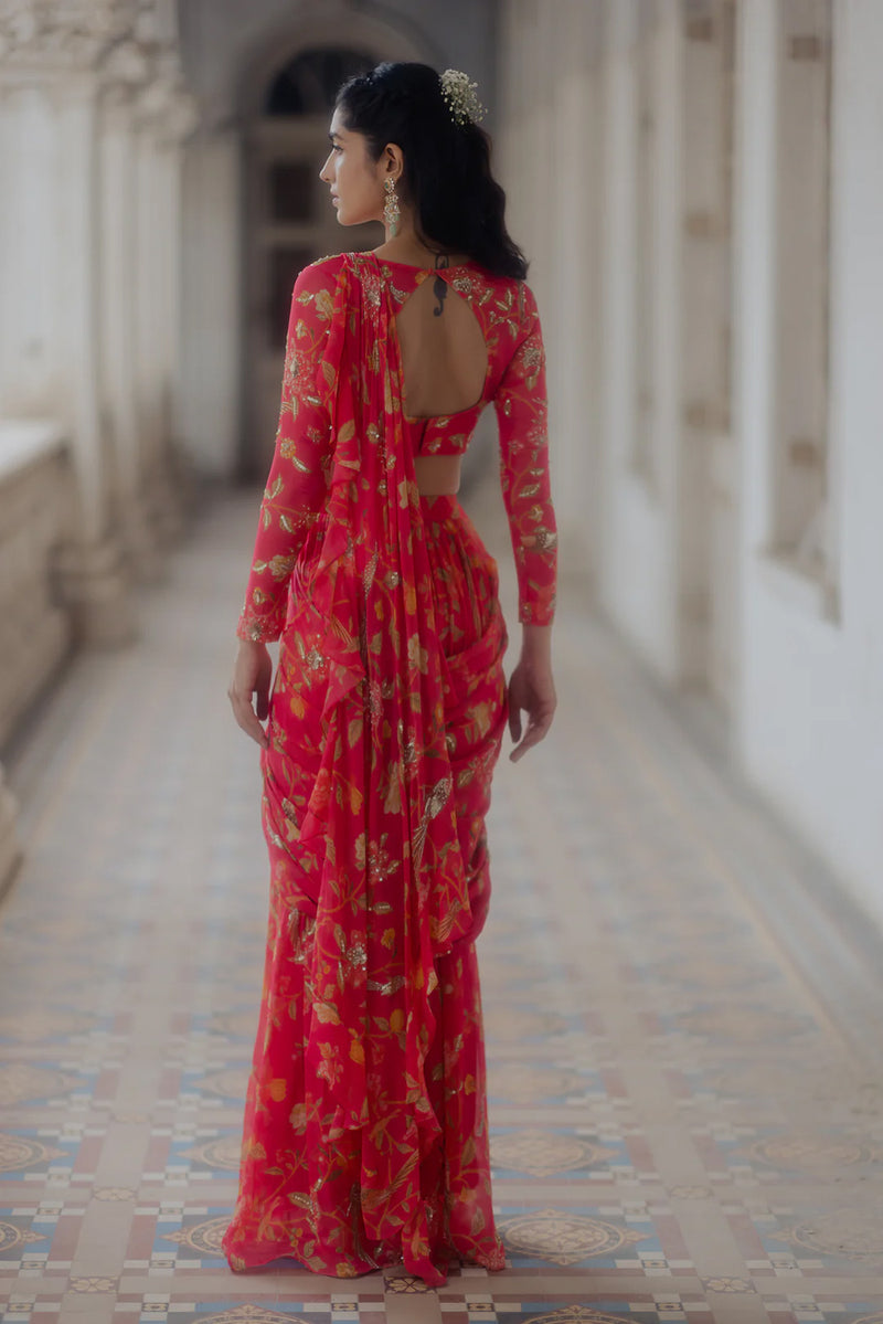 Alaia Saree Set – Peony Pink viscose georgette saree by Paulmi & Harsh in red for women Worldwide