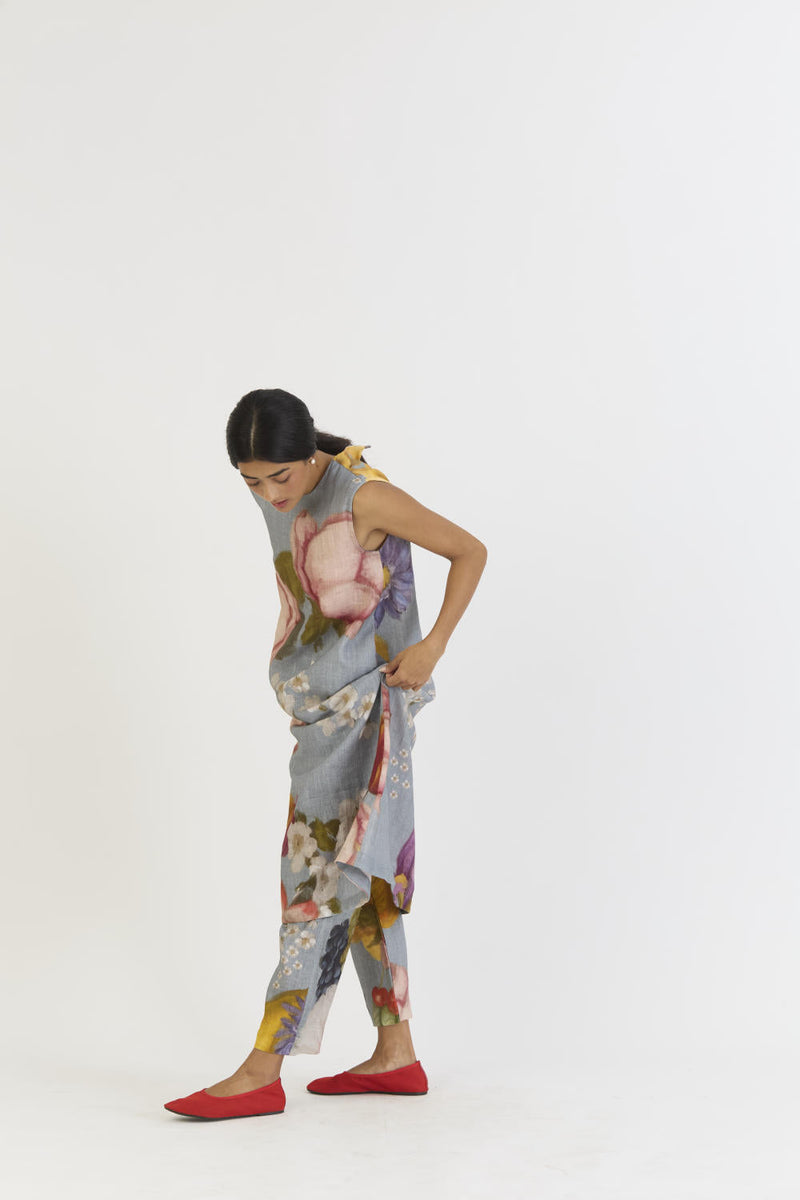 INDIGO ROSE LINEN KURTA SET by Yam in blue color for women Worldwide